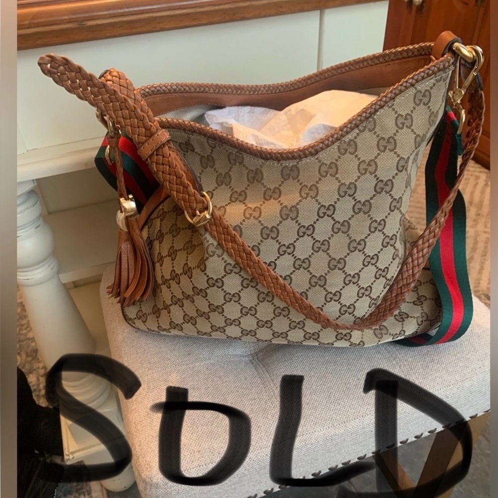 Gucci monogram canvas shoulder bag